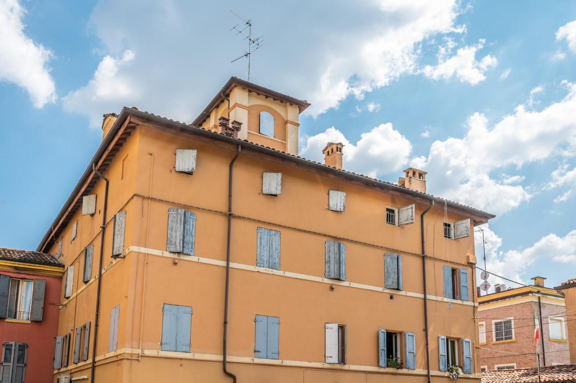 Ferienwohnung Modena Al Mulein - 2 Passi Dal Centro Con Parcheggio Exterior foto