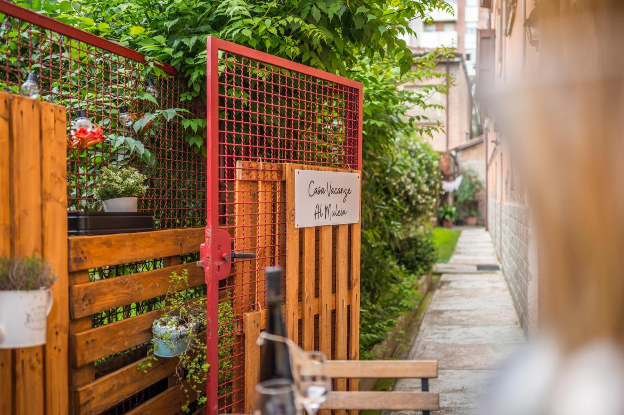 Ferienwohnung Modena Al Mulein - 2 Passi Dal Centro Con Parcheggio Exterior foto